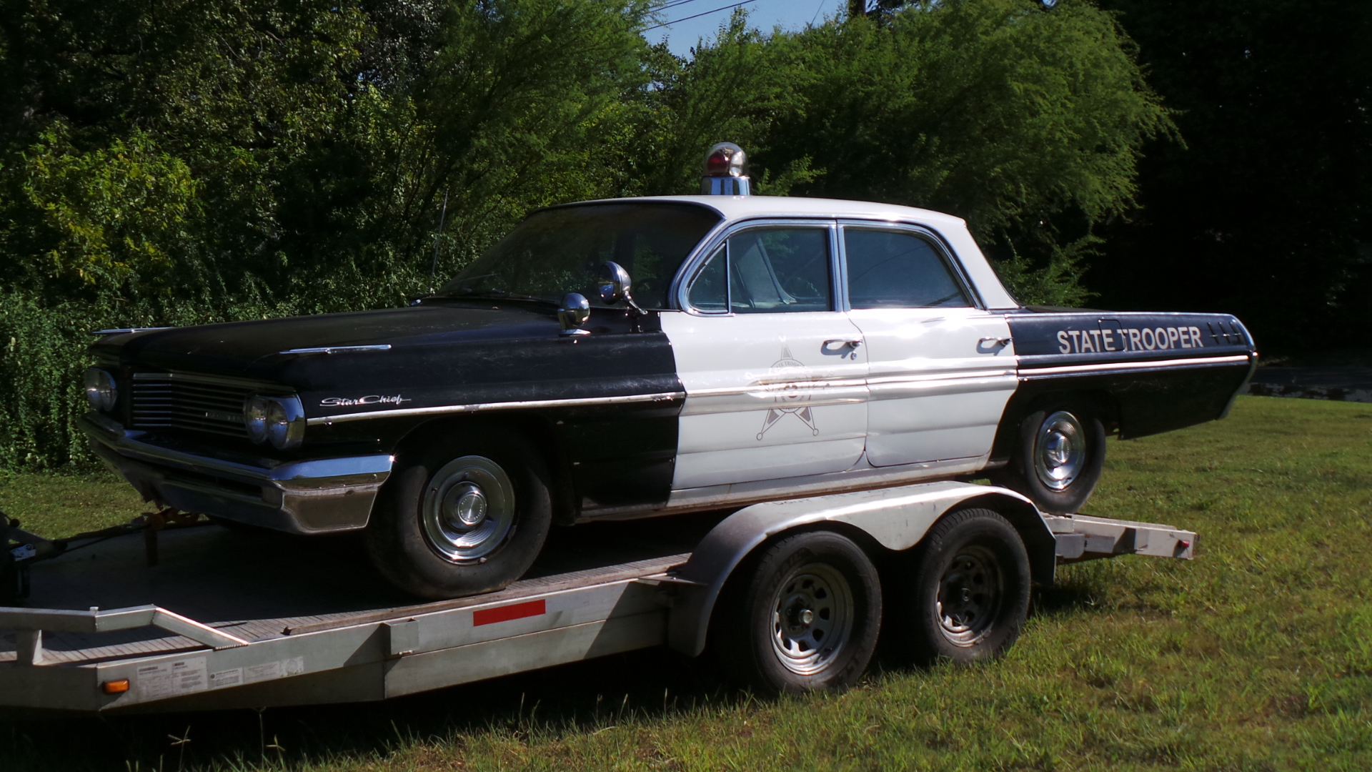 1962 PONTIAC STAR CHIEF HIGHWAY PATROL CAR – Texas Treasure Hunter